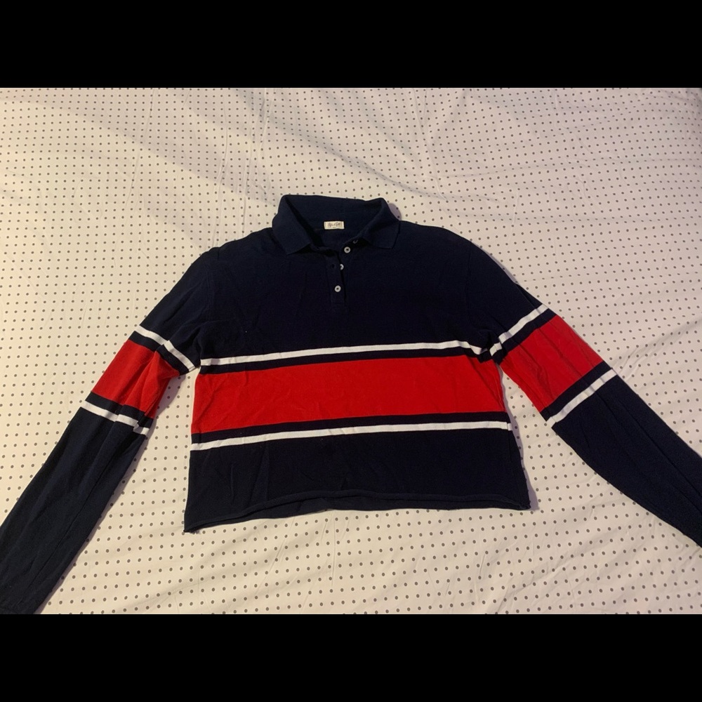brandy melville cropped long sleeve collared shirt